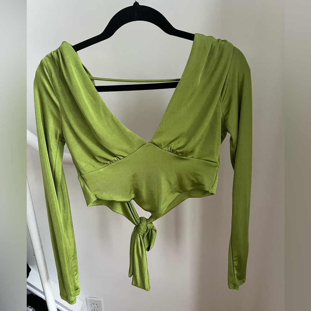 Forever 21 green top.